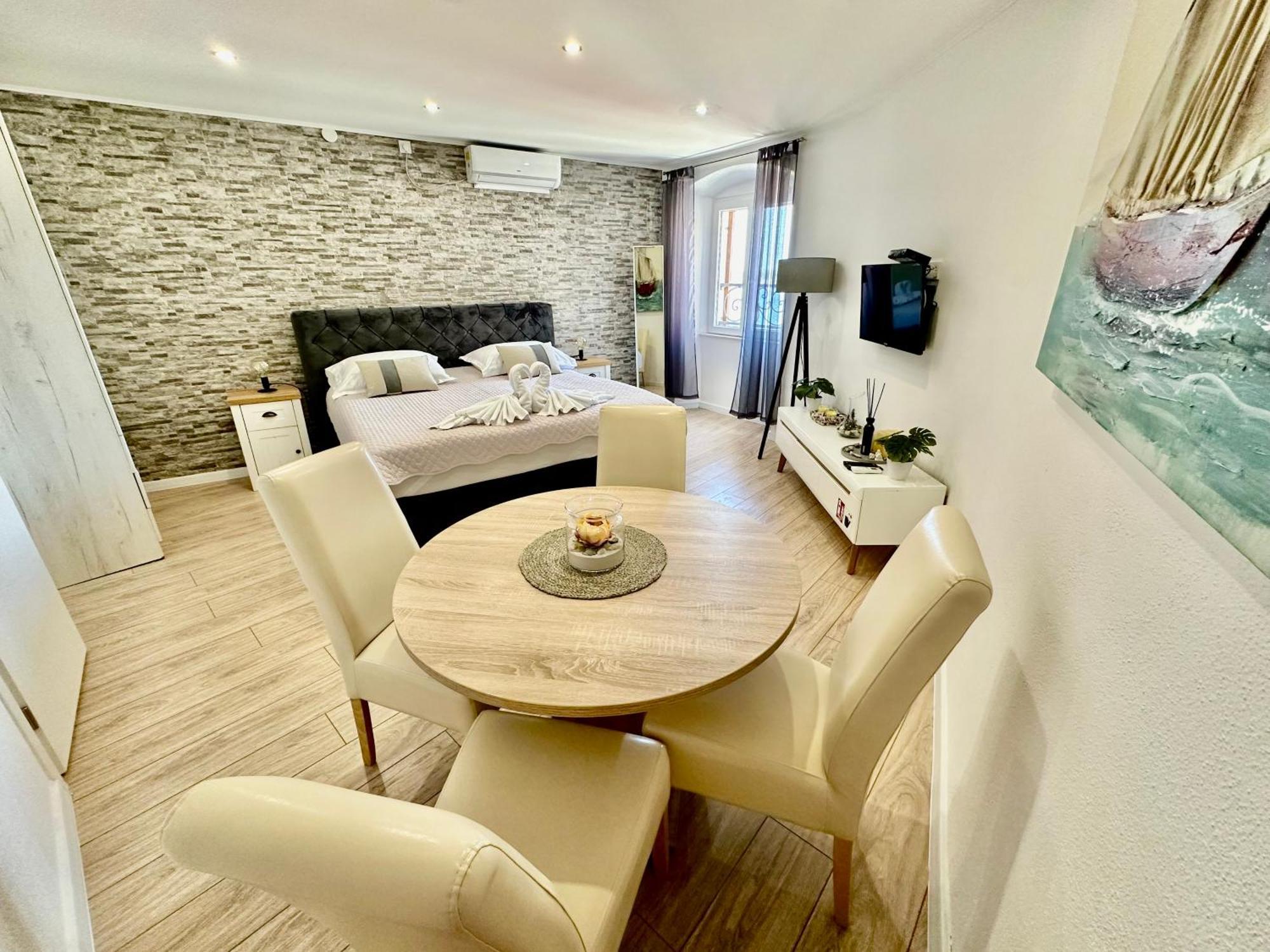 Primadonna Apartments Sibenik Exterior photo